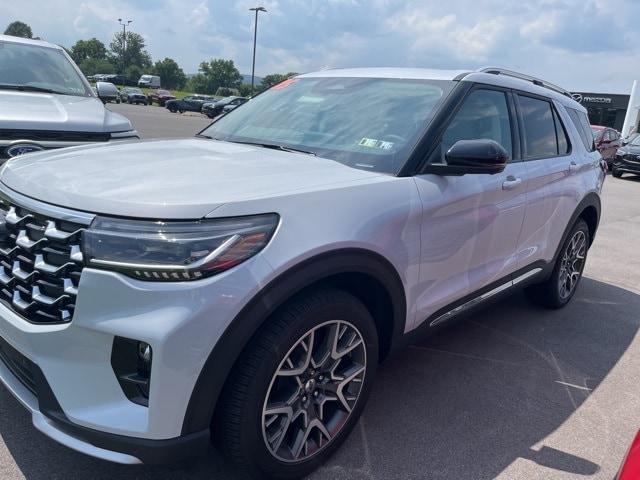 2025 Ford Explorer SUV 