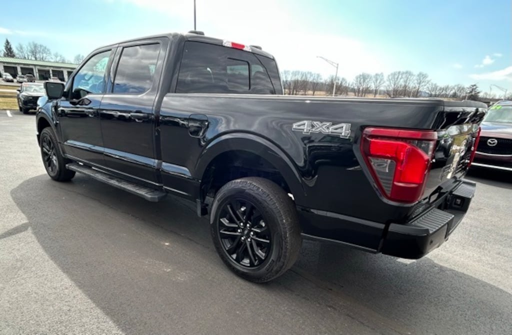 Used 2025 Ford F-150 XLT Crew Cab Truck