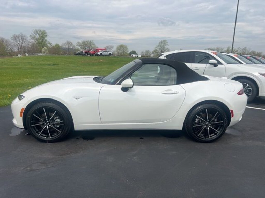 New 2026 Mazda MX-5 Miata Grand Touring Convertible