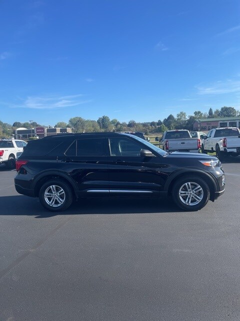 2020 Ford Explorer XLT photo 4
