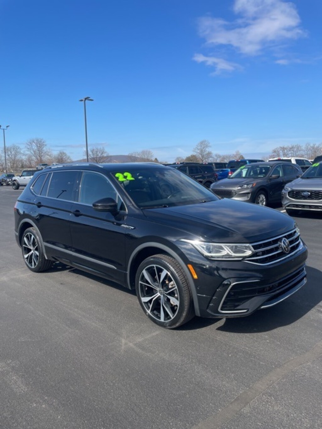 Used 2022 Volkswagen Tiguan 2.0T SEL R-Line SUV