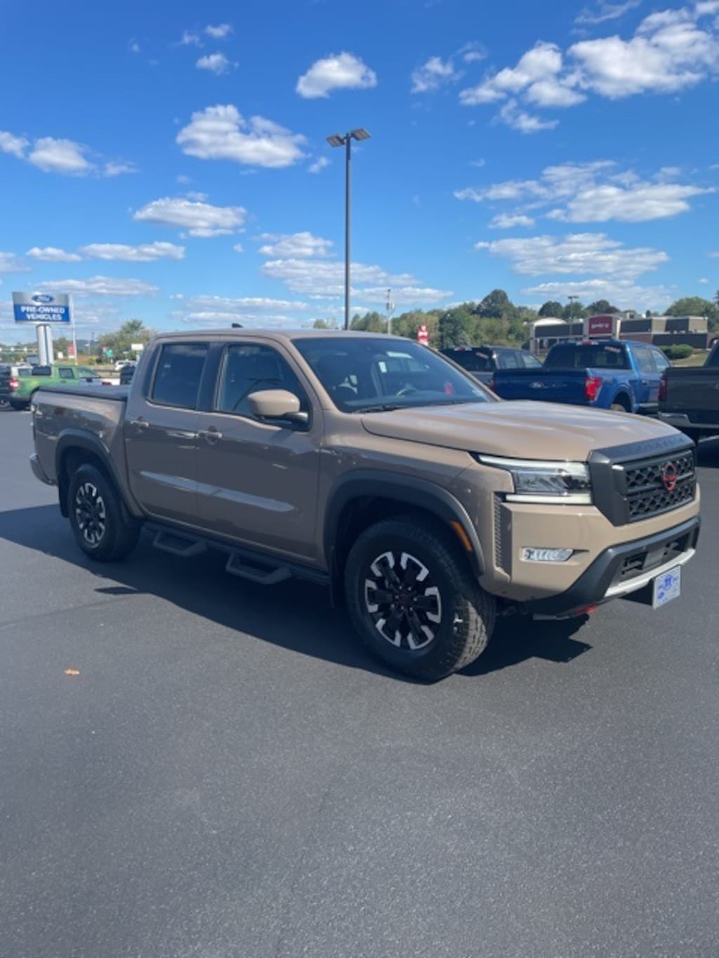 Used 2023 Nissan Frontier PRO-4X Crew Cab Short Bed Truck