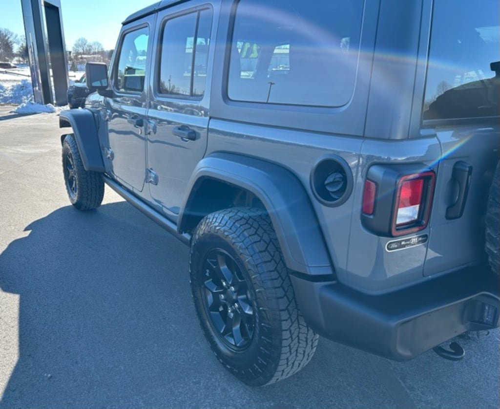 Used 2021 Jeep Wrangler Unlimited Unlimited Willys SUV