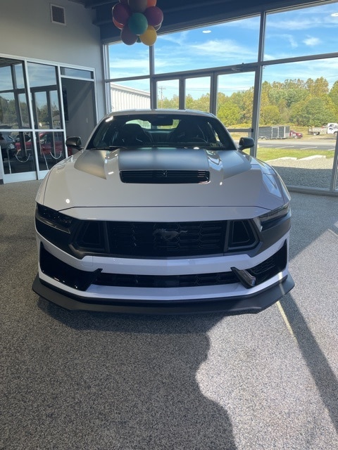 2025 Ford Mustang Coupe 