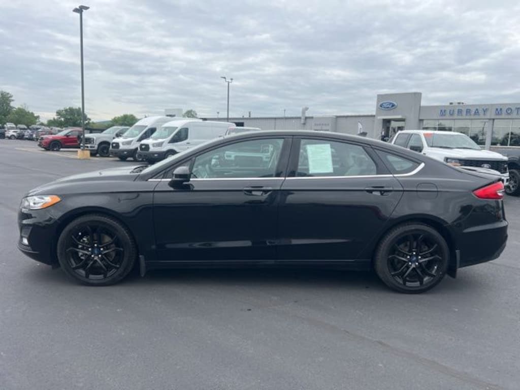 Used 2020 Ford Fusion SE Sedan