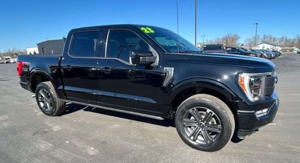 Used 2023 Ford F-150 Lariat Crew Cab Truck