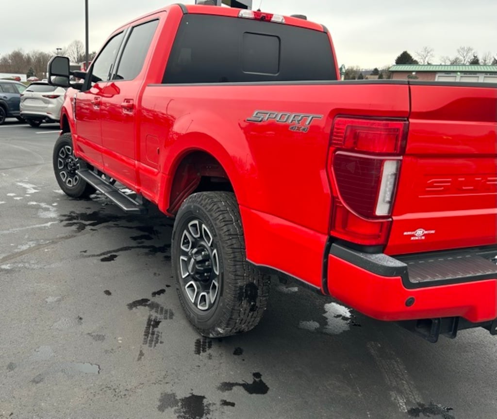 Used 2022 Ford F-250 Lariat Crew Cab Truck