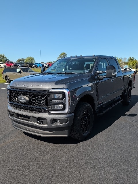 2026 Ford F-250 Super Duty Lariat's photo