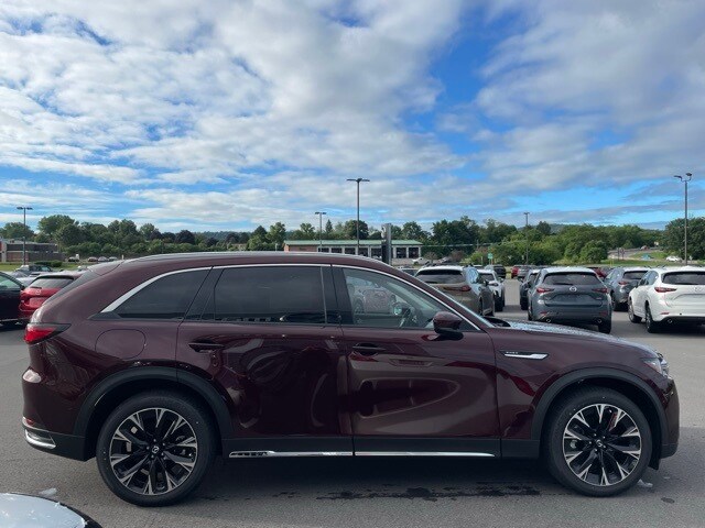 2024 Mazda CX-90 Premium photo 4