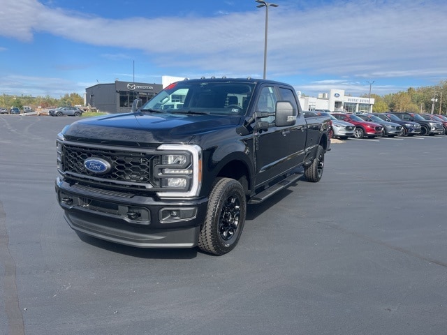 2026 Ford F-250 Super Duty XL's photo