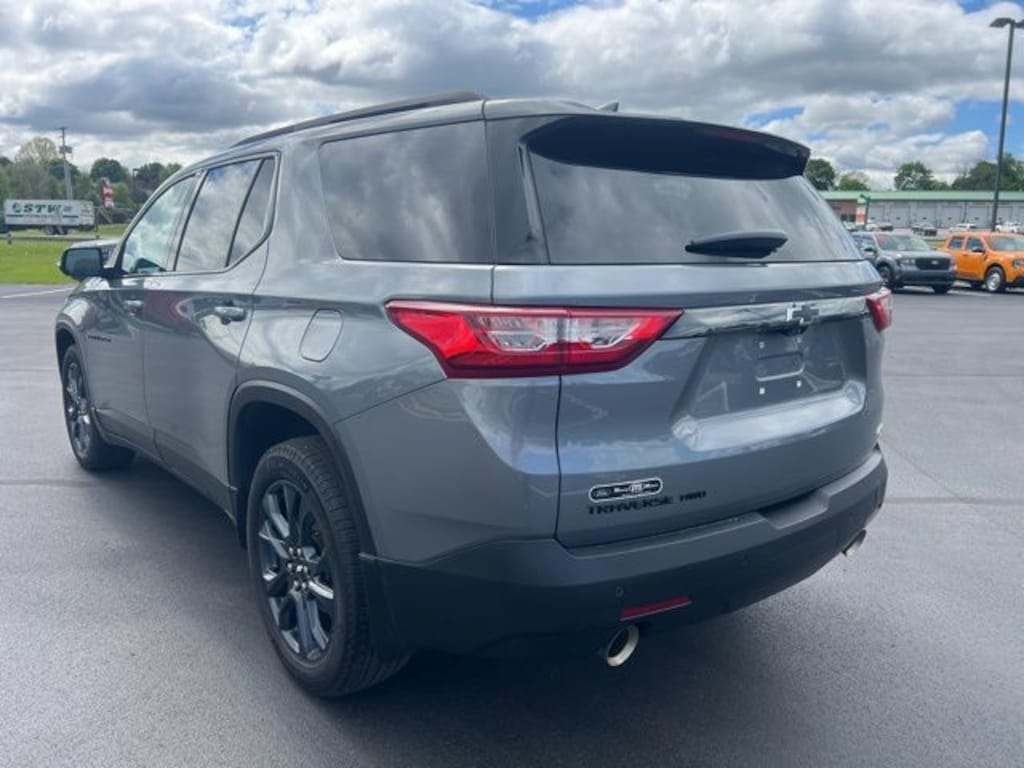 Used 2021 Chevrolet Traverse RS SUV