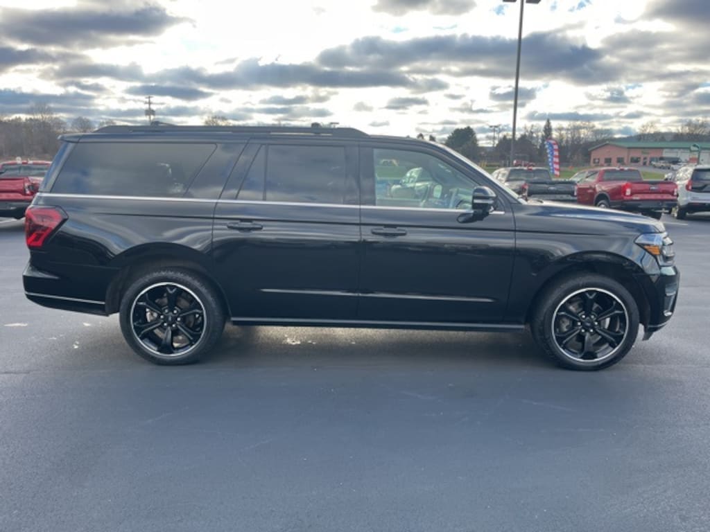 Used 2022 Ford Expedition MAX Limited SUV