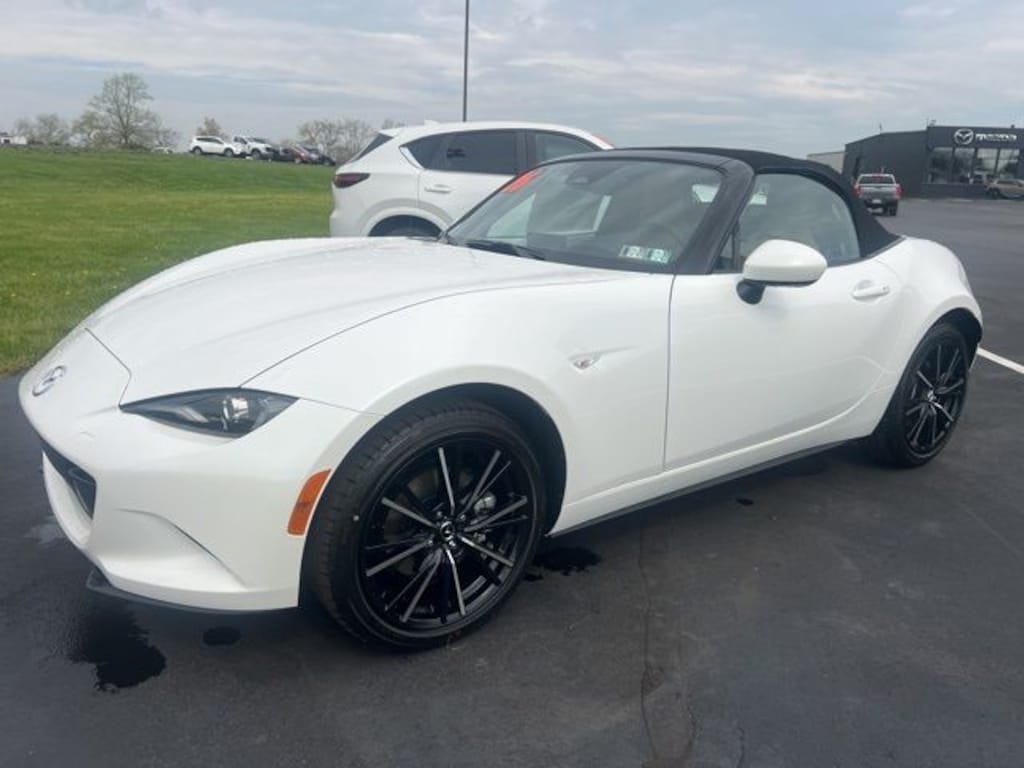 New 2026 Mazda MX-5 Miata Grand Touring Convertible
