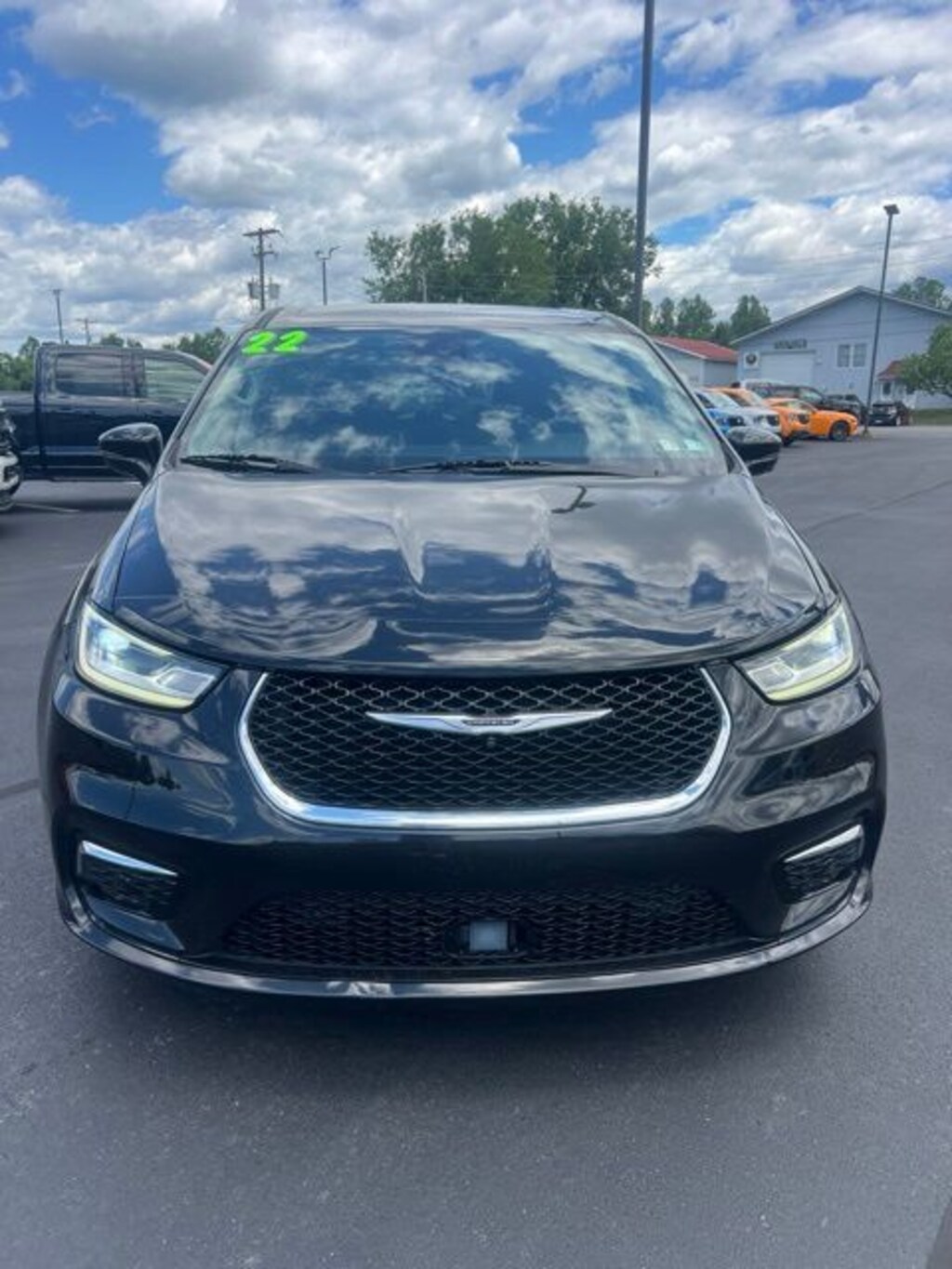 Used 2022 Chrysler Pacifica Hybrid Touring L Minivan/Van