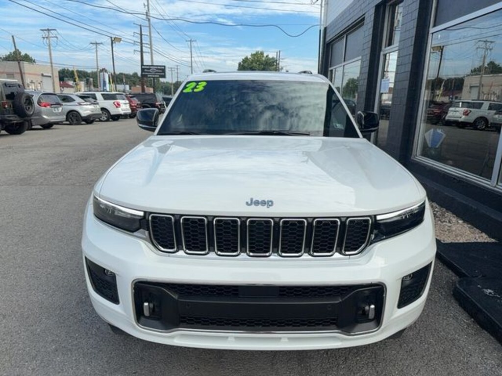 Used 2023 Jeep Grand Cherokee L Overland SUV