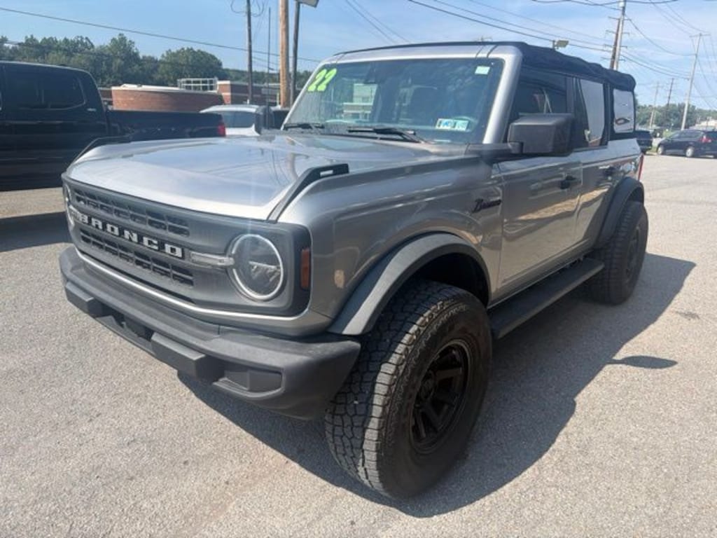 Used 2022 Ford Bronco Base SUV