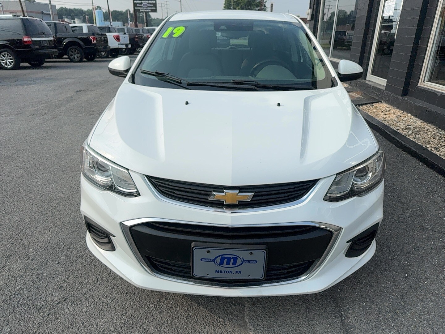2019 Chevrolet Sonic LT photo 3