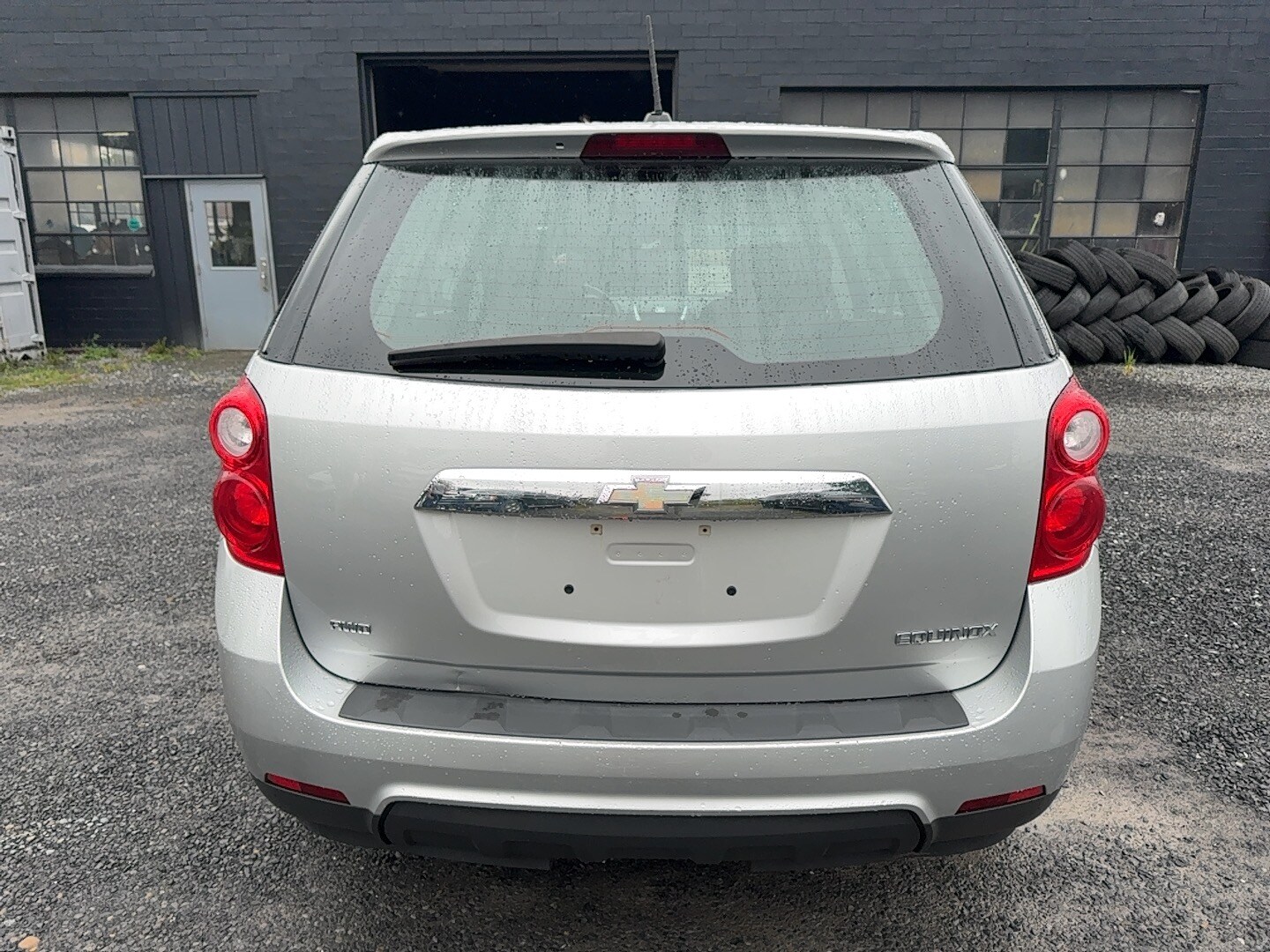 2015 Chevrolet Equinox LS photo 3