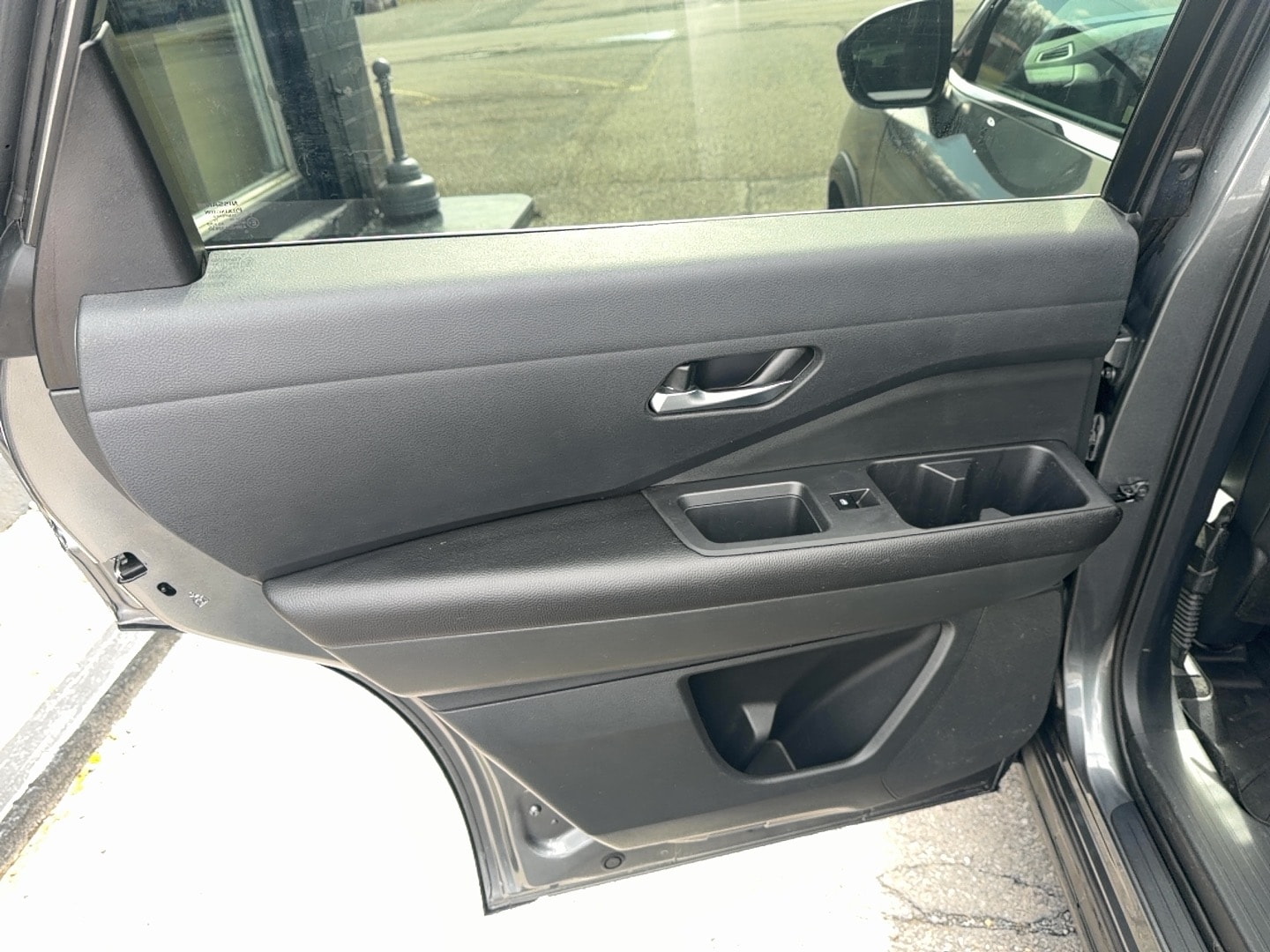2022 Nissan Pathfinder SV - Photo 13