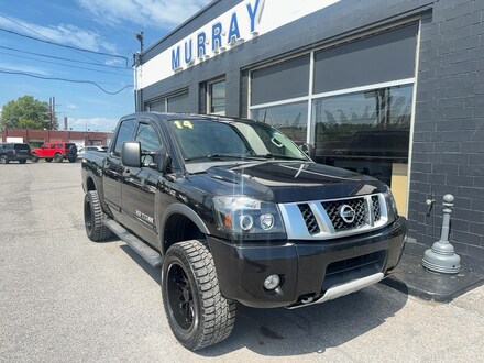 2014 Nissan Titan PRO-4X Truck