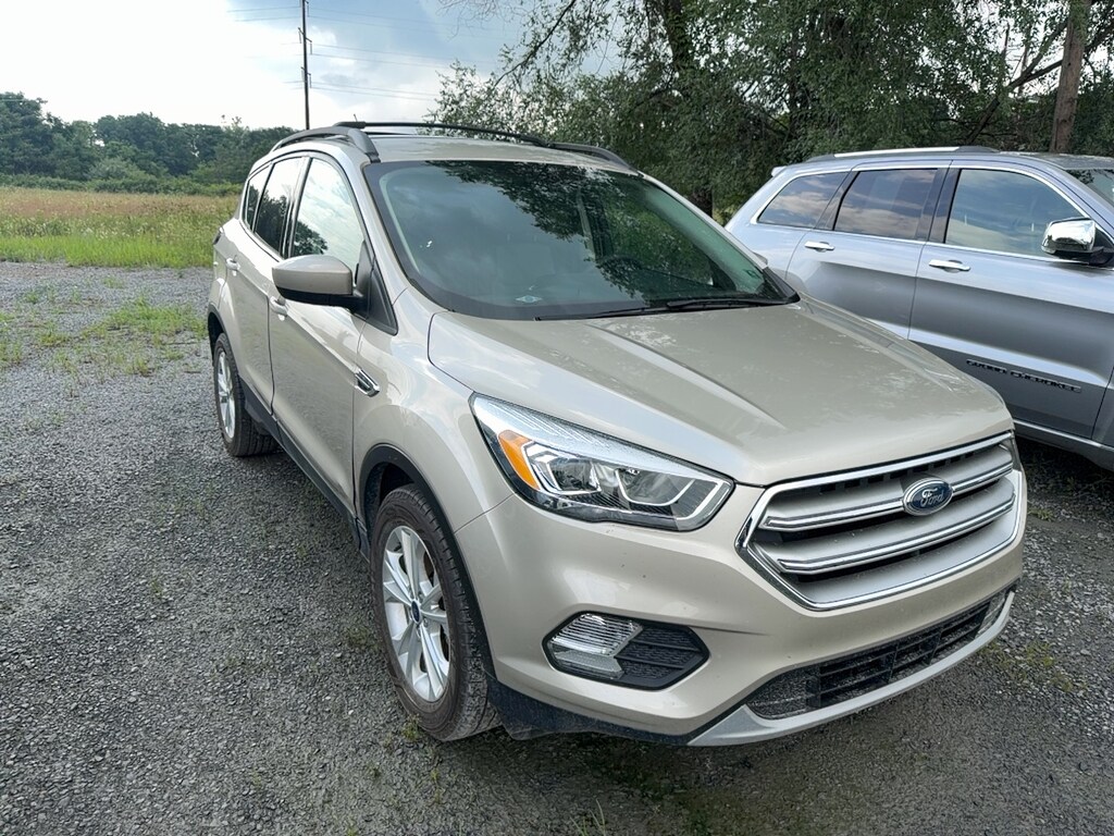 Used 2017 Ford Escape SE SUV