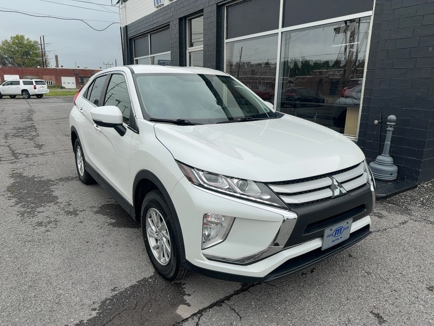 2019 Mitsubishi Eclipse Cross ES S-AWC's photo