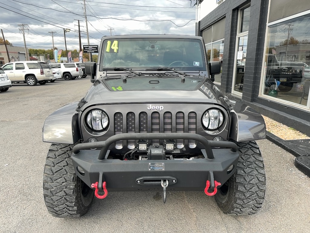 Used 2014 Jeep Wrangler Unlimited Sahara SUV