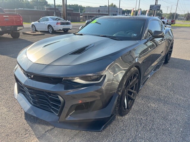 2016 Chevrolet Camaro 2SS photo 3