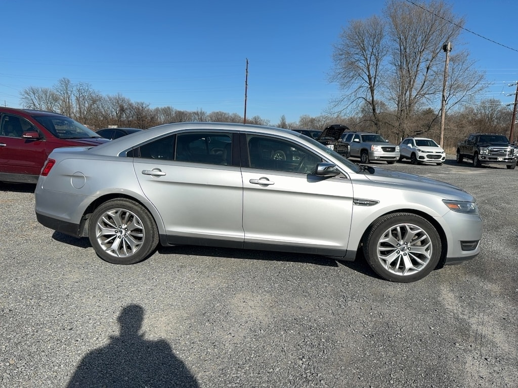 Used 2016 Ford Taurus Limited Sedan