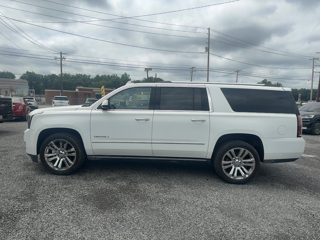 Used 2017 GMC Yukon XL Denali SUV