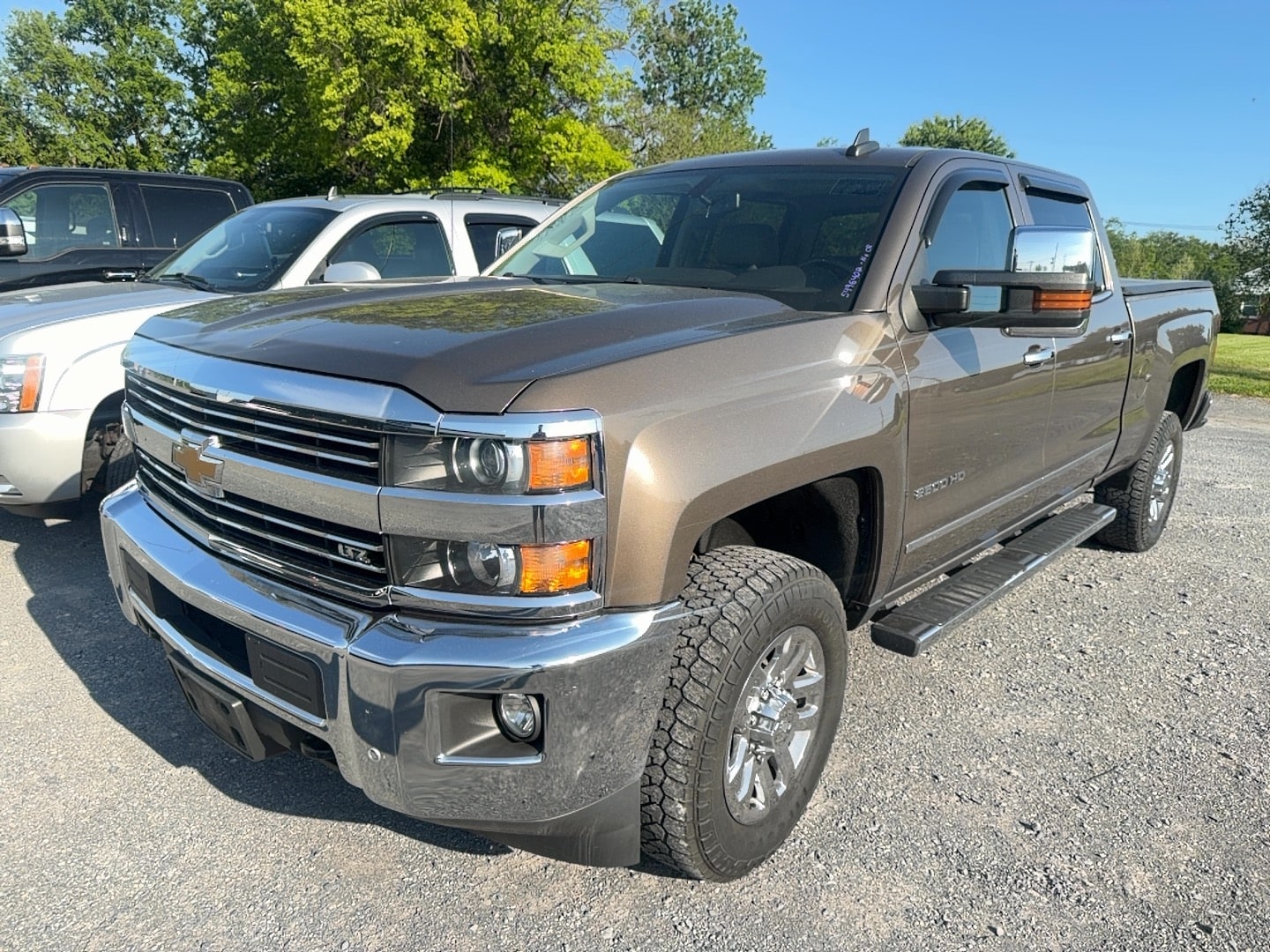 2015 Chevrolet Silverado HD LTZ 4WD Crew Cab Standard Box's photo