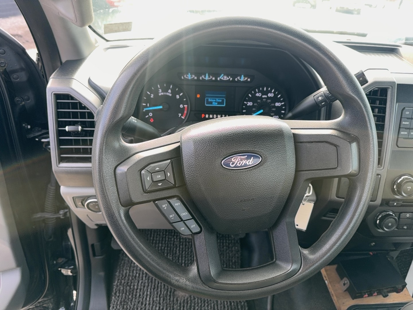 2018 Ford F-250 Super Duty XL - Photo 11