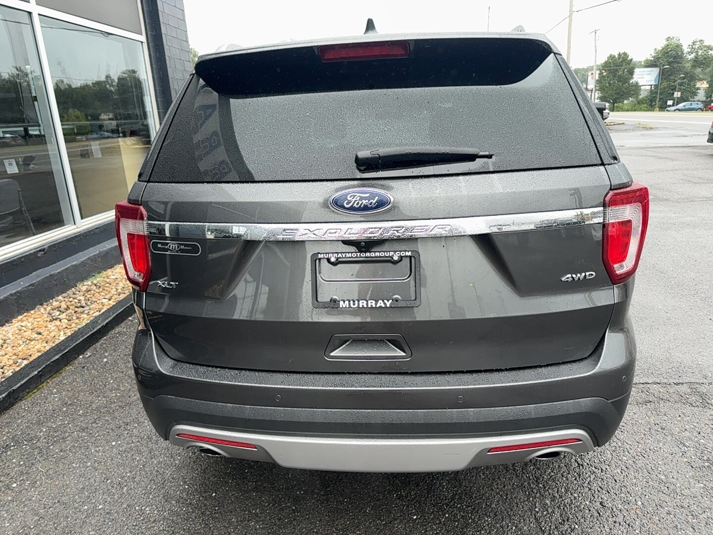2017 Ford Explorer XLT photo 3