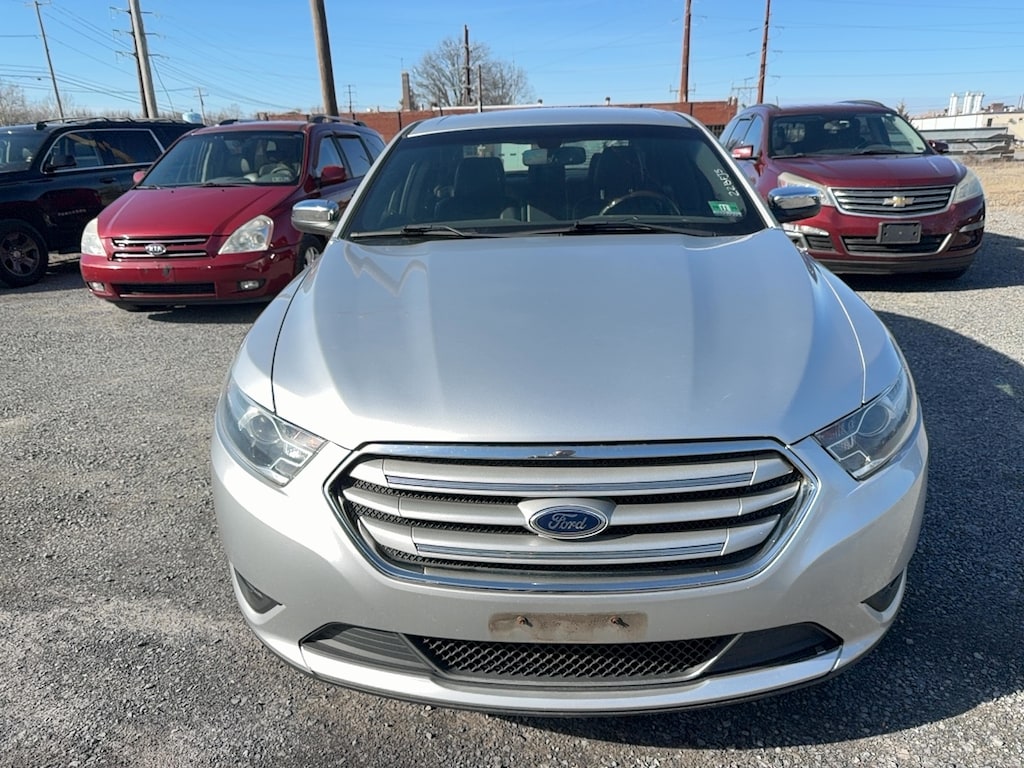 Used 2016 Ford Taurus Limited Sedan