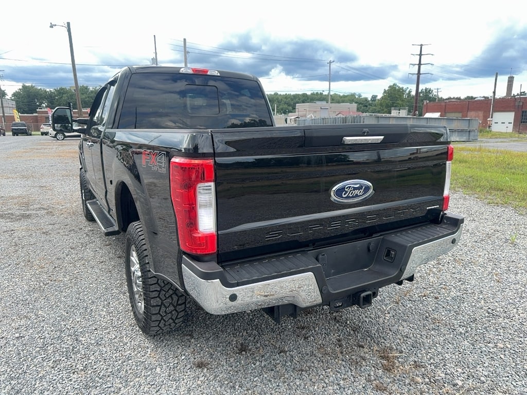 Used 2017 Ford F-250SD XLT Truck