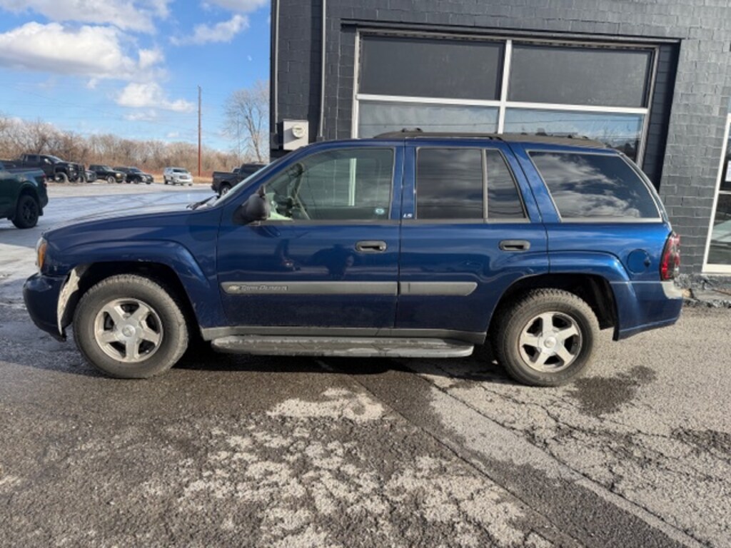 Used 2004 Chevrolet Trailblazer LS SUV