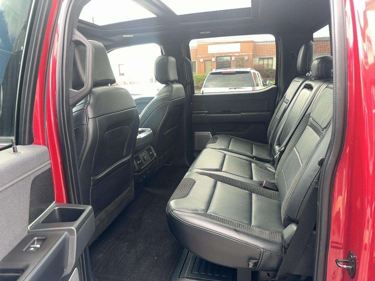 2021 Ford F-150 Raptor - Photo 12