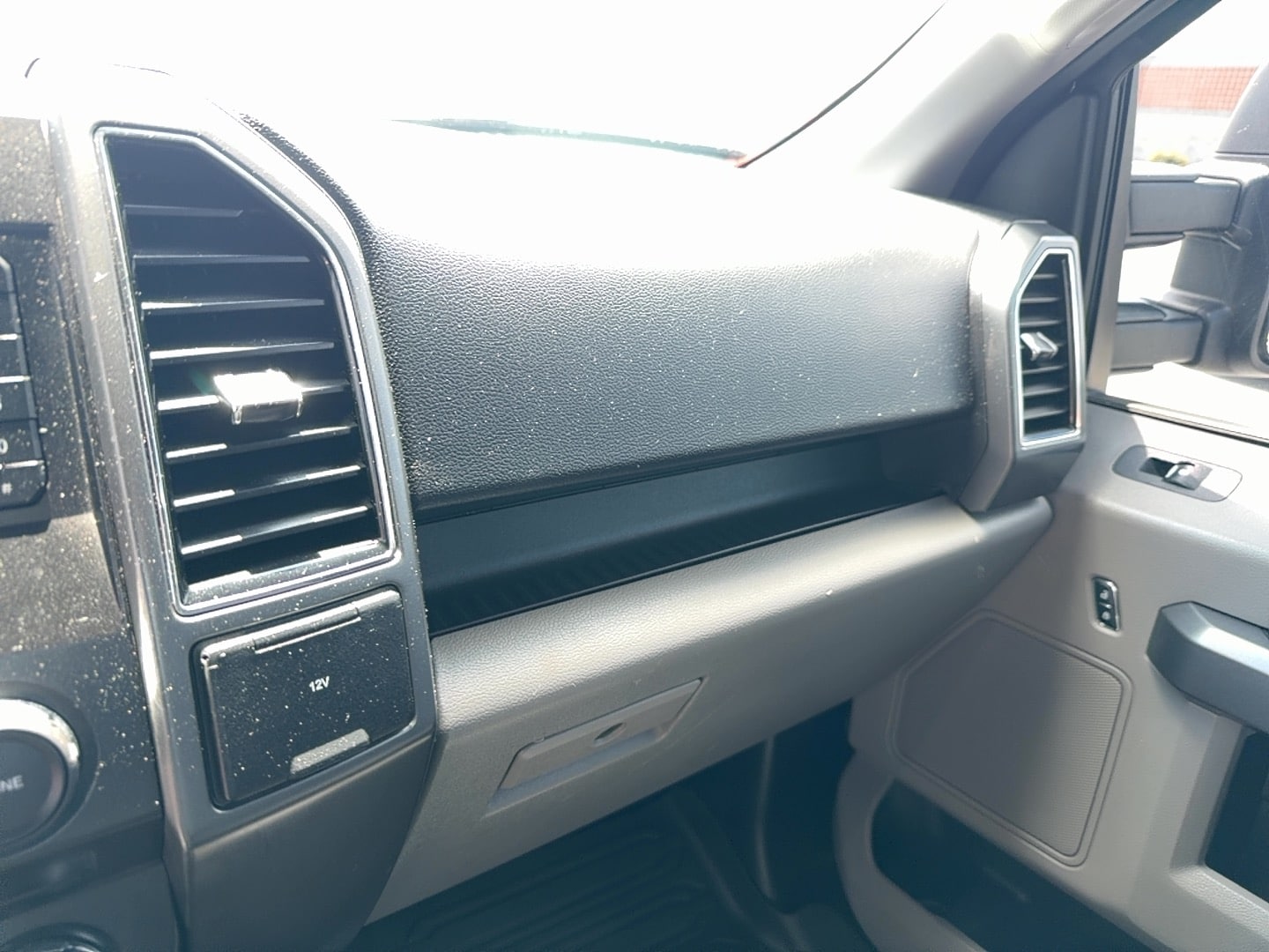 2018 Ford F-150 XLT - Photo 25