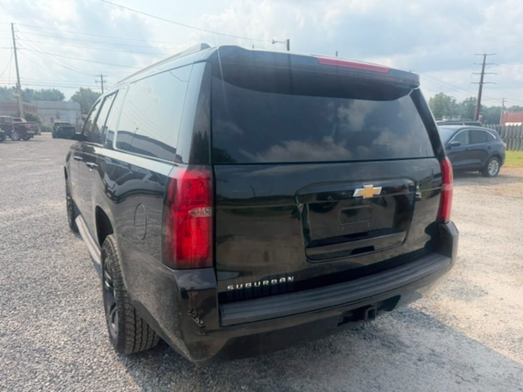 Used 2018 Chevrolet Suburban LT SUV