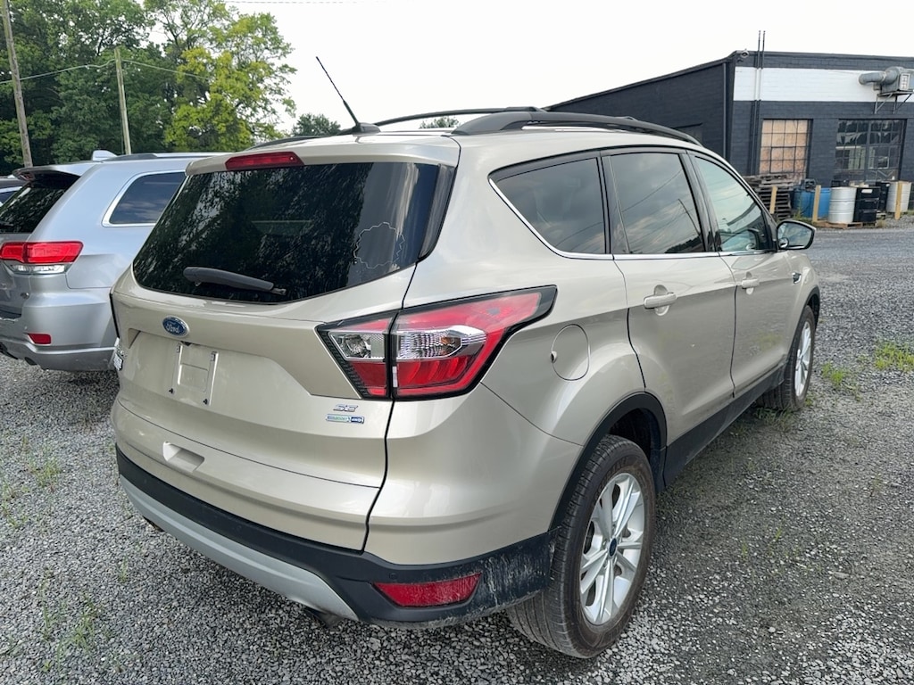 Used 2017 Ford Escape SE SUV