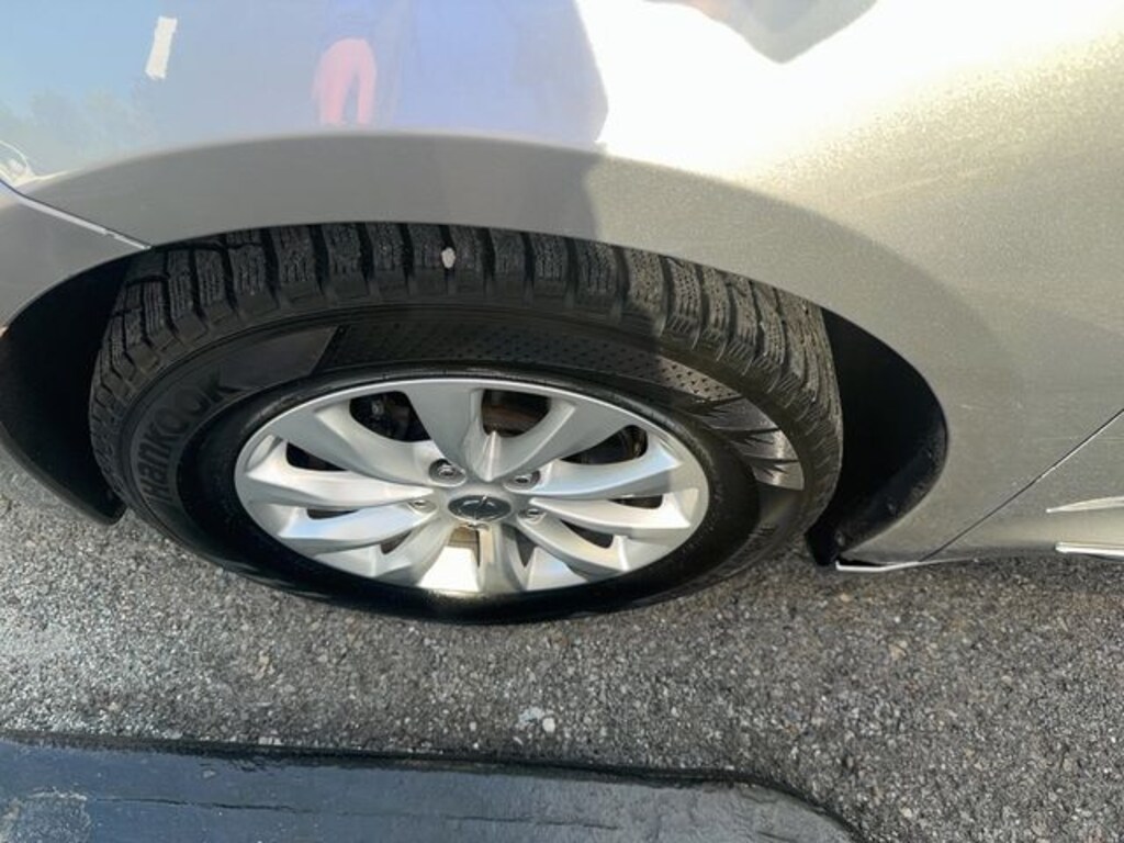 Used 2018 Chrysler Pacifica Touring L Plus Minivan/Van