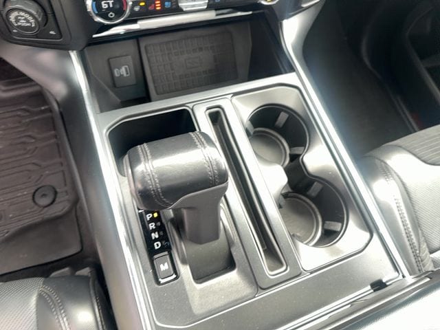 2021 Ford F-150 Raptor - Photo 25
