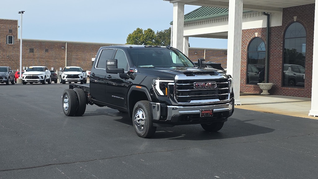 New 2026 GMC Sierra 3500 HD Chassis Cab SLE Truck