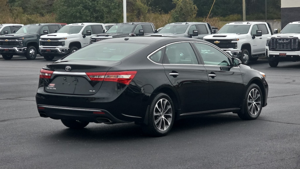 Used 2018 Toyota Avalon XLE Sedan