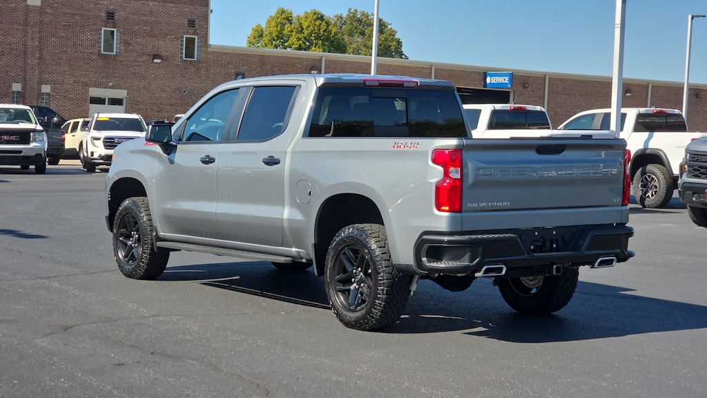 Used 2023 Chevrolet Silverado LT Trail Boss Crew Cab