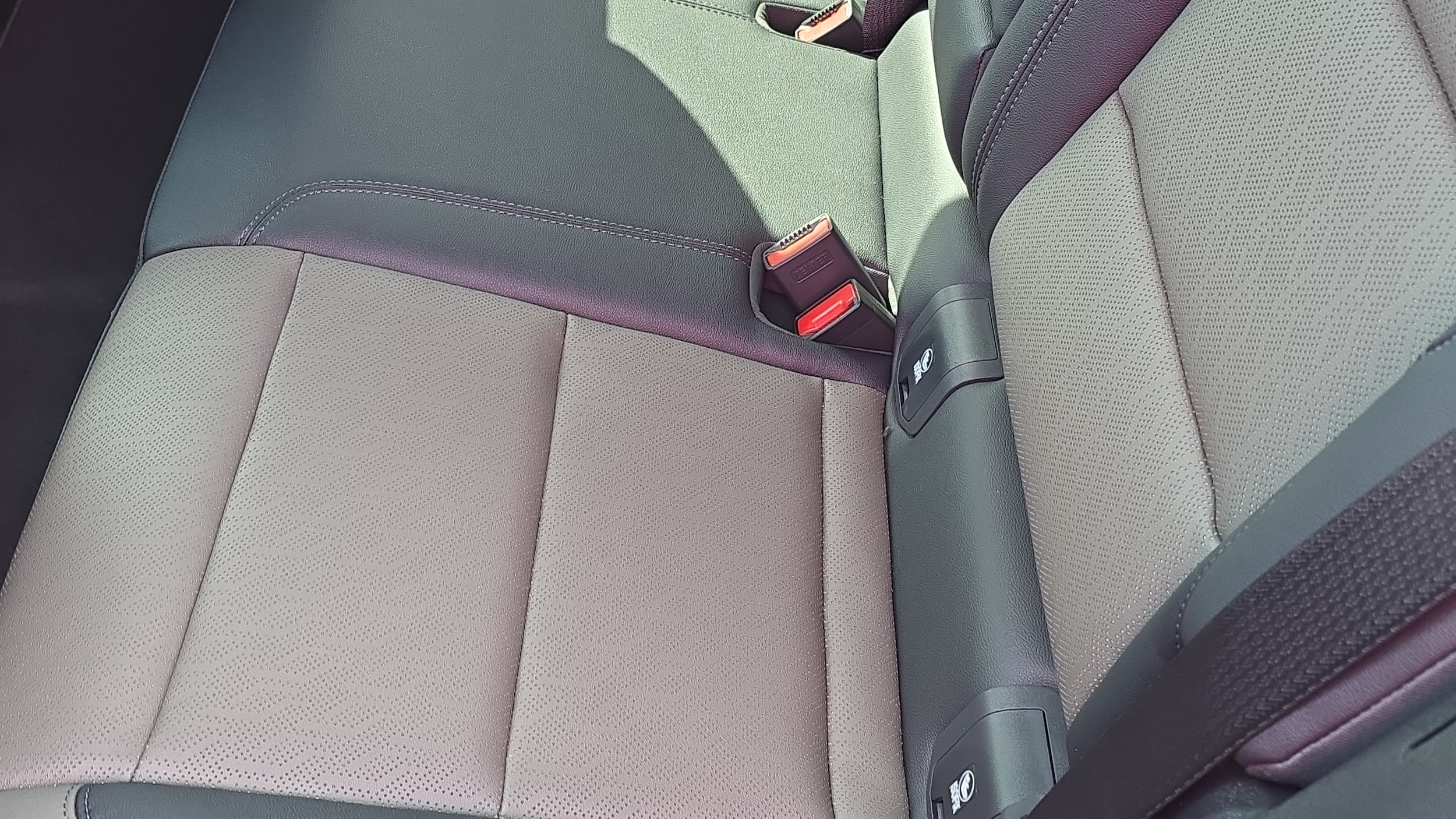 2026 Chevrolet Equinox LT - Photo 8