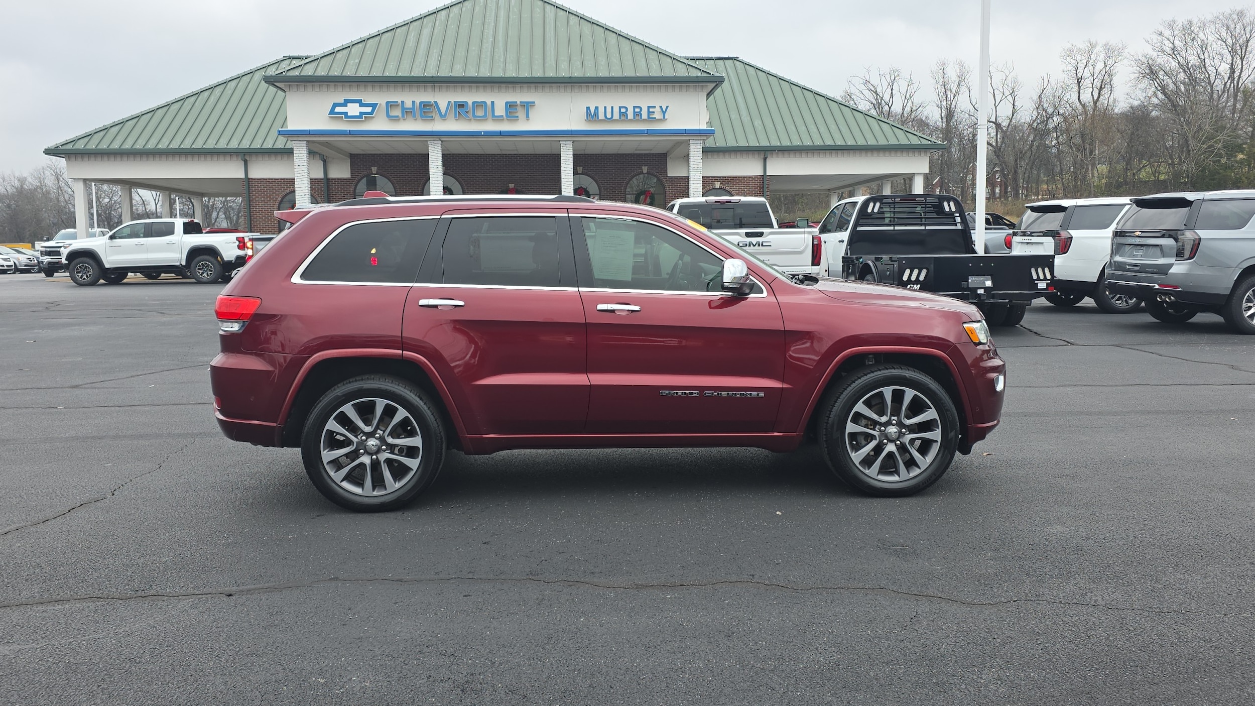Used 2018 Jeep Grand Cherokee Overland with VIN 1C4RJECG8JC451039 for sale in Pulaski, TN