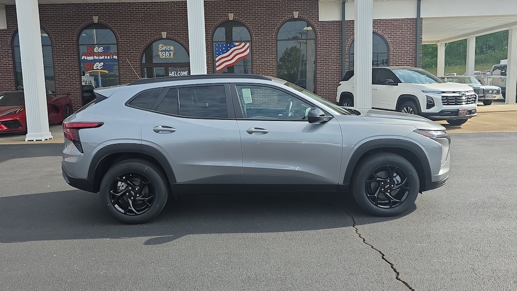 New 2026 Chevrolet Trax LT SUV