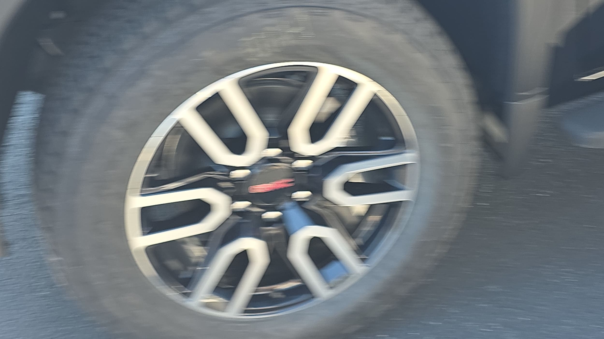2026 GMC Sierra 1500 AT4 - Photo 7