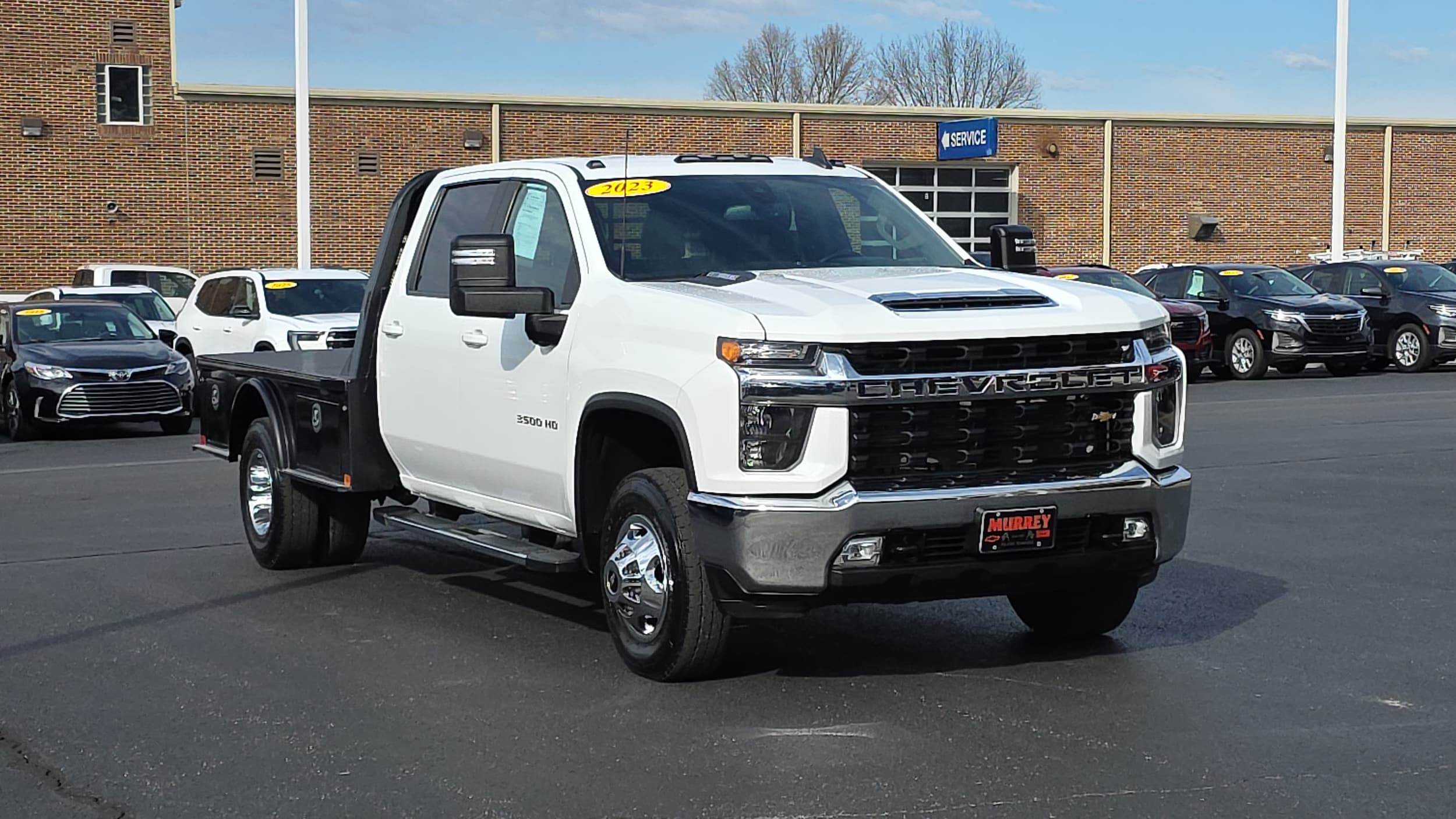2023 Chevrolet Silverado 3500HD LT's photo